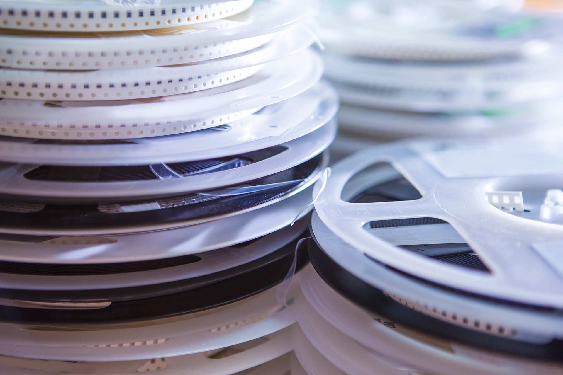 VITRONIC을 사용한 SMD 릴 감지: 3배 더 빠르고 모든 코드를 한 번에 안전하게 보관