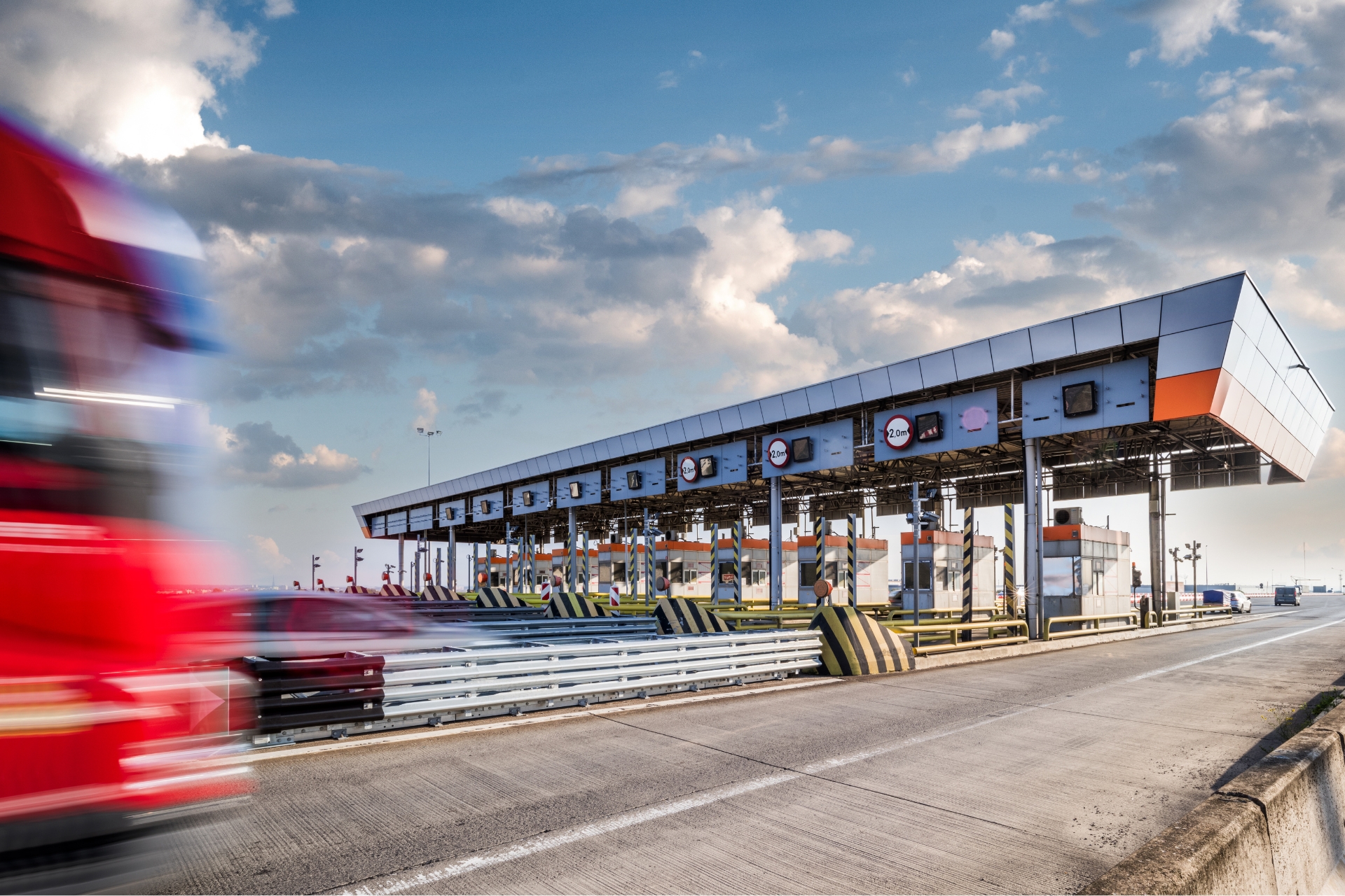 AI-Based Toll Enforcement in Poland VITRONIC 