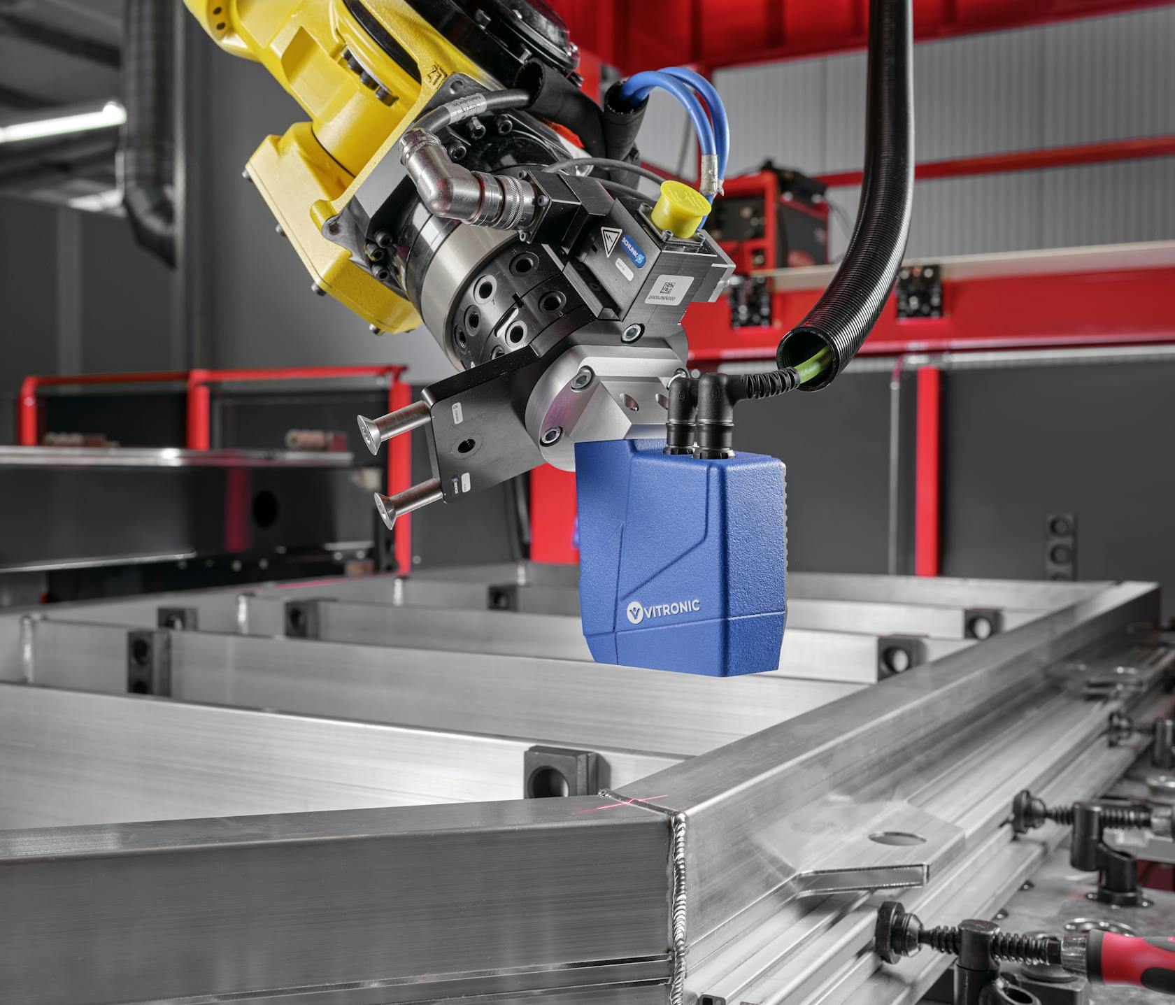 VIRO WSI: Automated weld seam inspection for battery boxes of electric cars