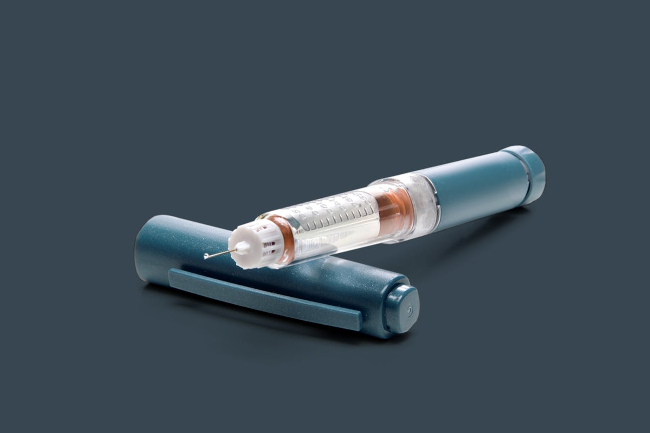Inspección fiable de bolígrafos de insulina y detección temprana de defectos
