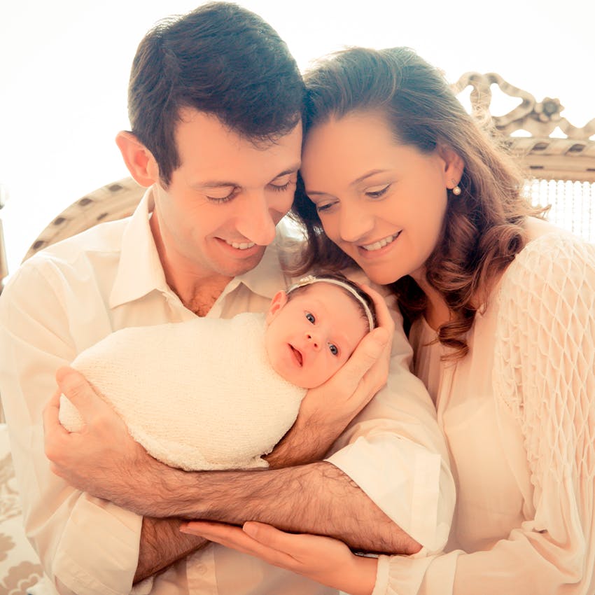 Cátia with her husband and her daughter, Marrie. São Paulo, SP, 2015.