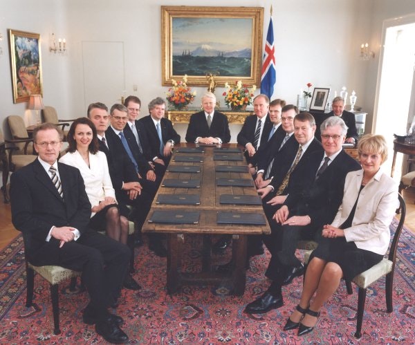 Ríkisstjórn Íslands 2003, fjórða ríkisstjórn Davíðs Oddssonar