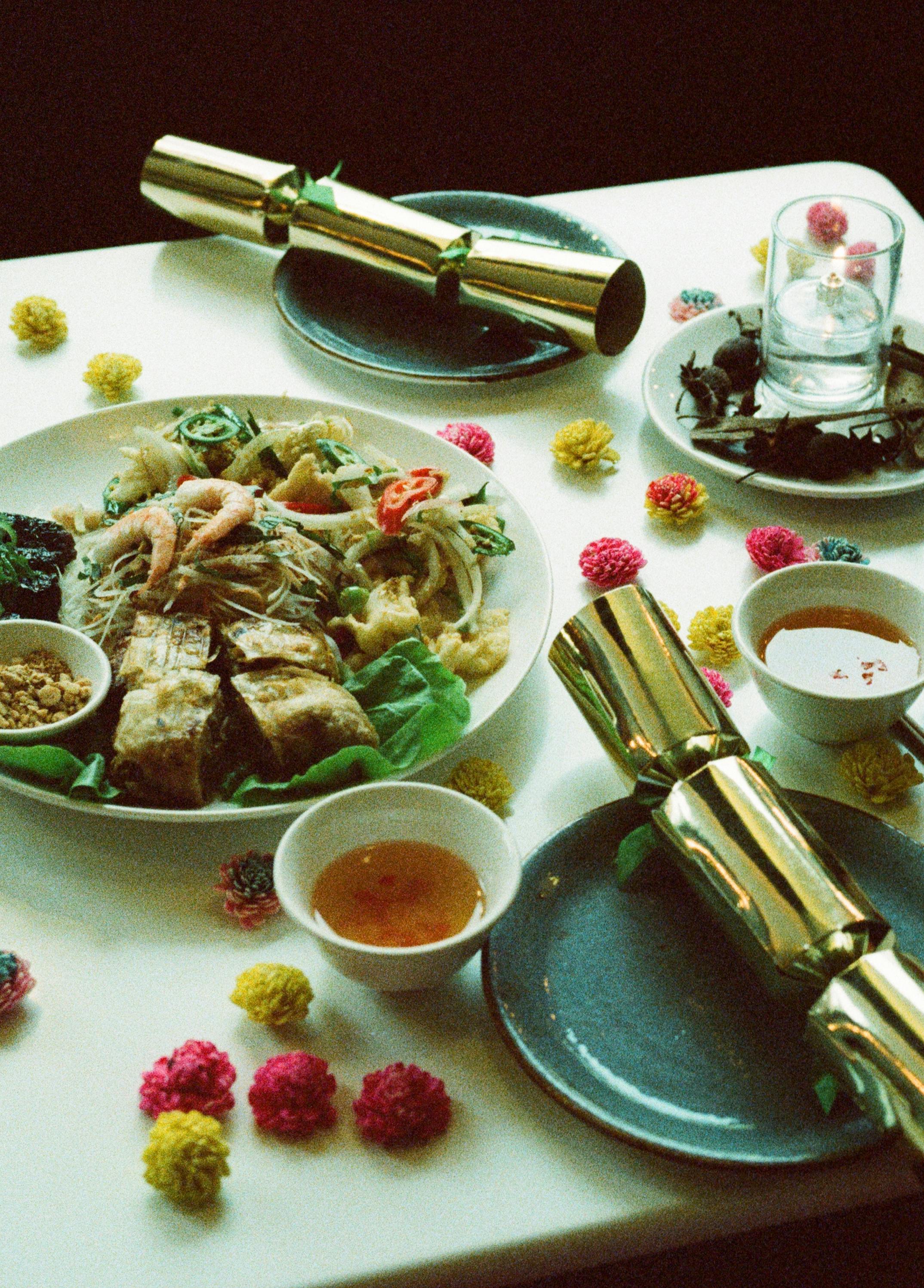 Image from www.vietgrillrestaurant.co.uk, Authentic Vietnamese restaurant in Kingsland Road, specialist in bún, phở & grill serving eat-in, takeaway or delivery via Deliveroo within 32mins around East London.