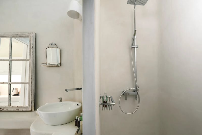 Guest House Bathroom