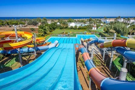 <h3>Parque acuático Egnazia</h3>