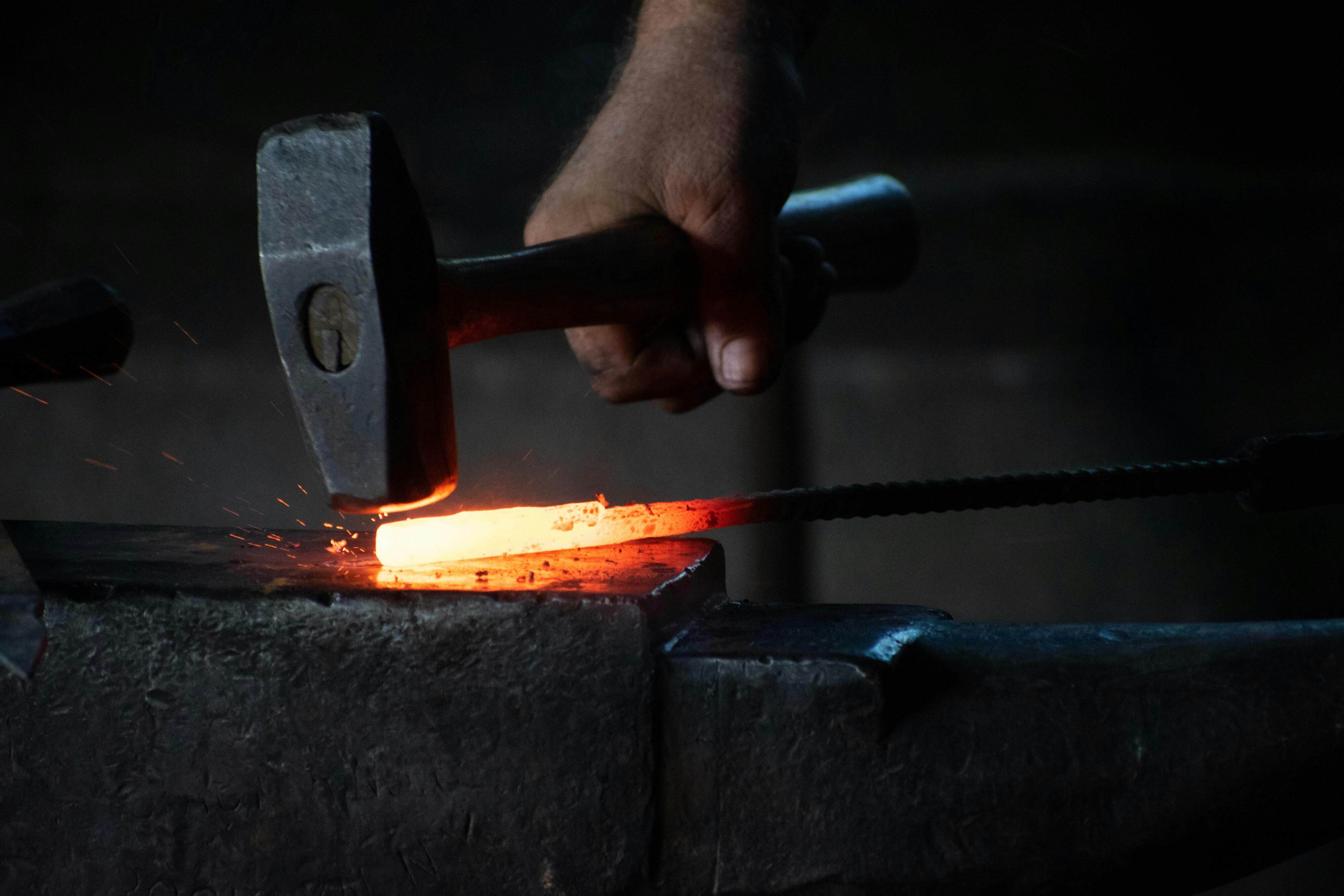 Miniature Atelier Forge & Bronze