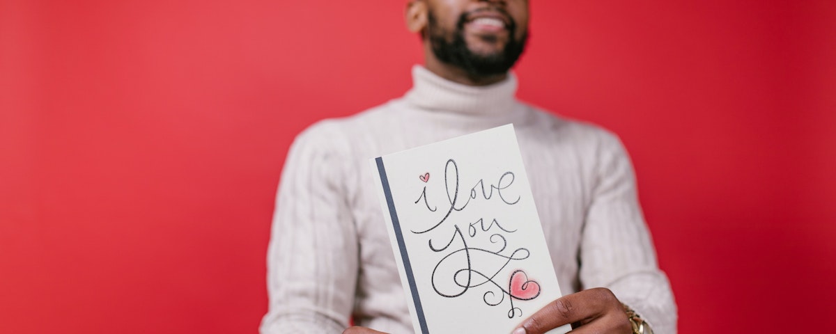 50 Valentine’s Messages & Wishes