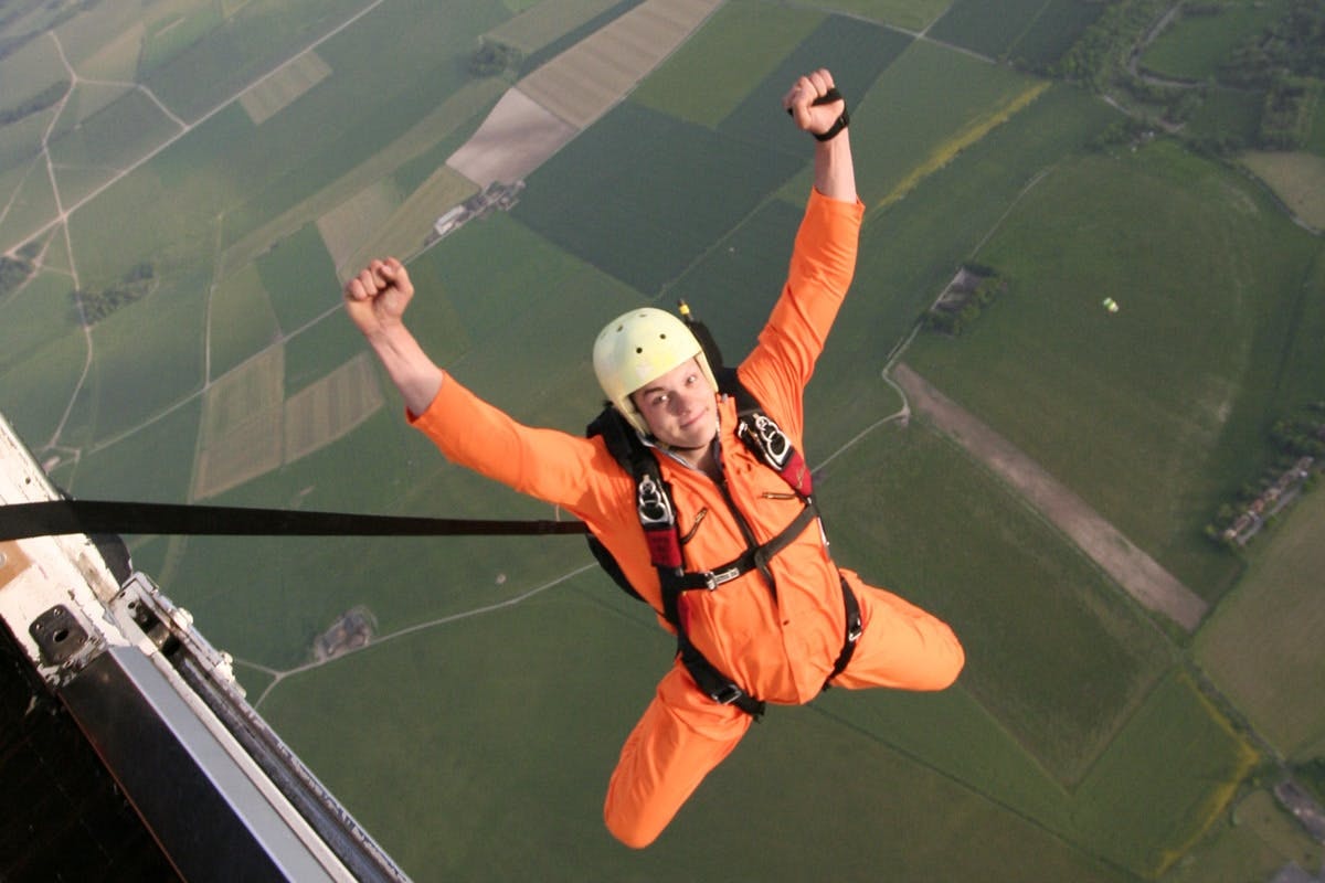 How Safe Is Skydiving? - Skydiving Safety