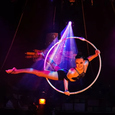 Entertainment & Games