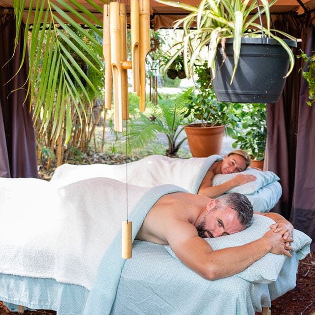 Couples relaxation massage