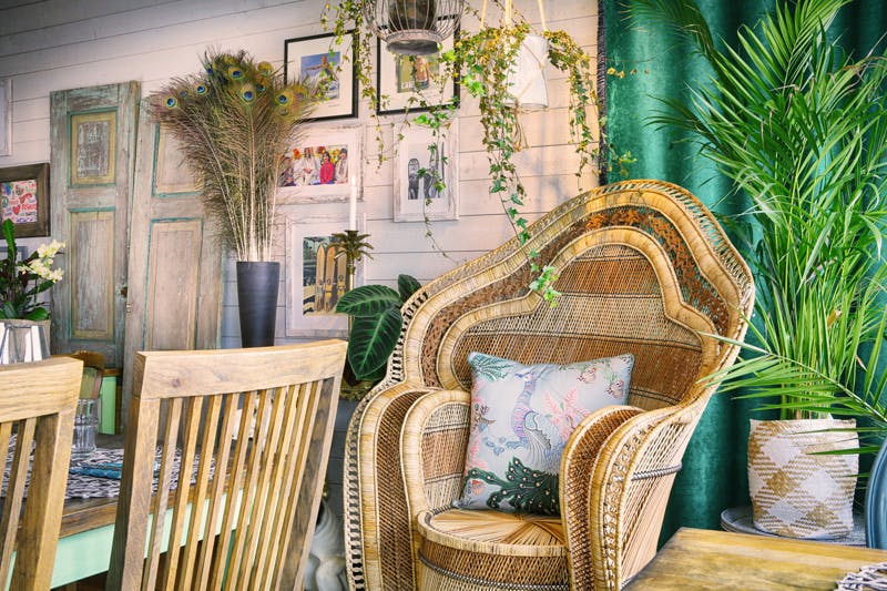 Gemütlicher Raum im Flip flop beach Bar & Hostel