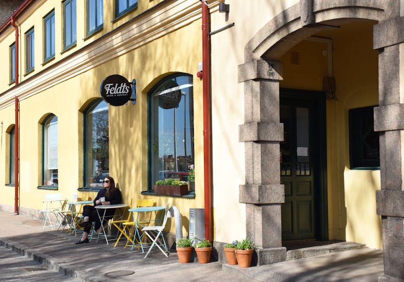 Njut av en kaffe på Feldts bageri i Halmstad