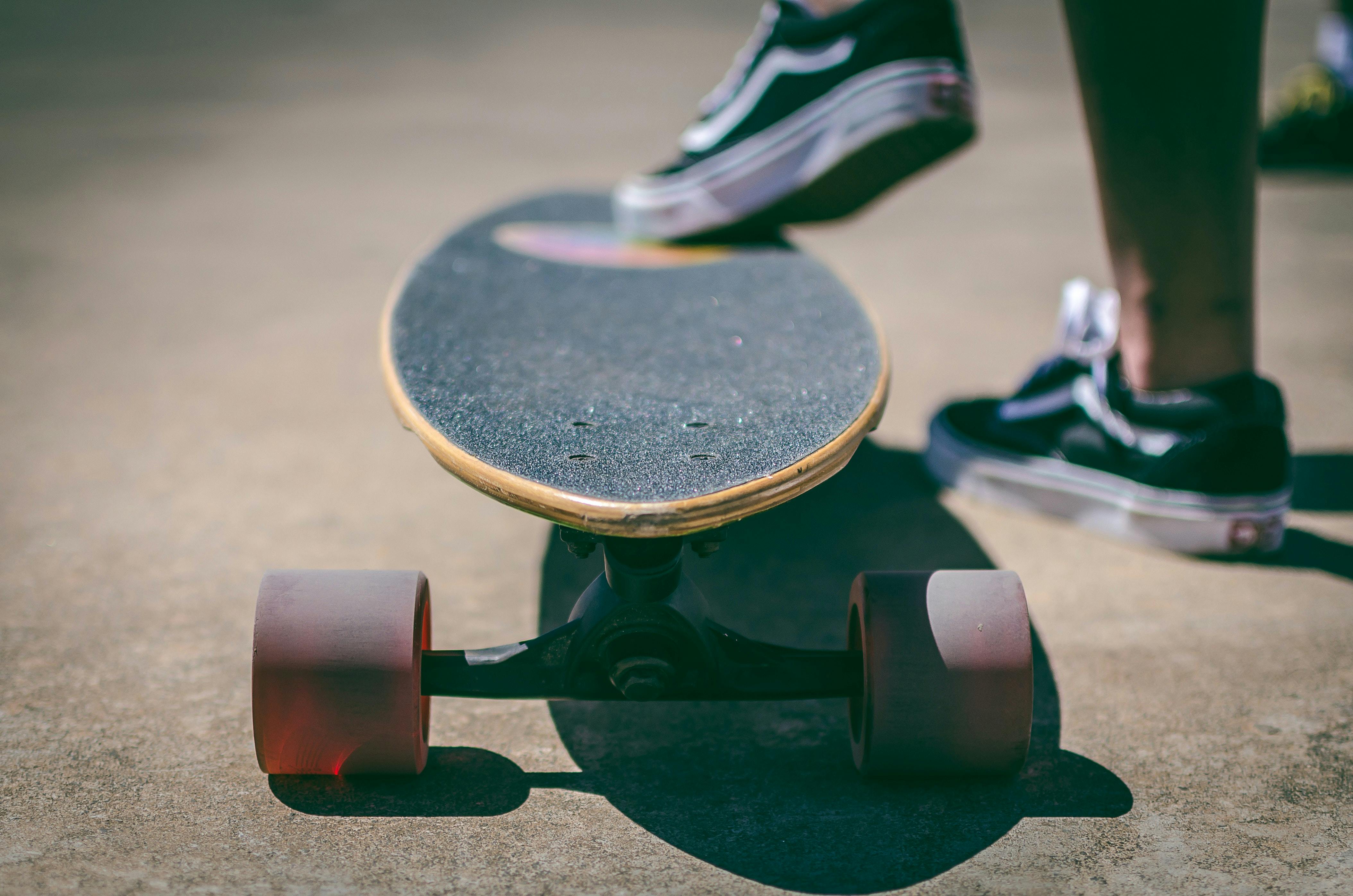 Skateboard