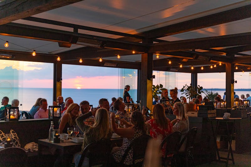Bettans Bar i Tylösand i Halmstad ligger precis vid havet.