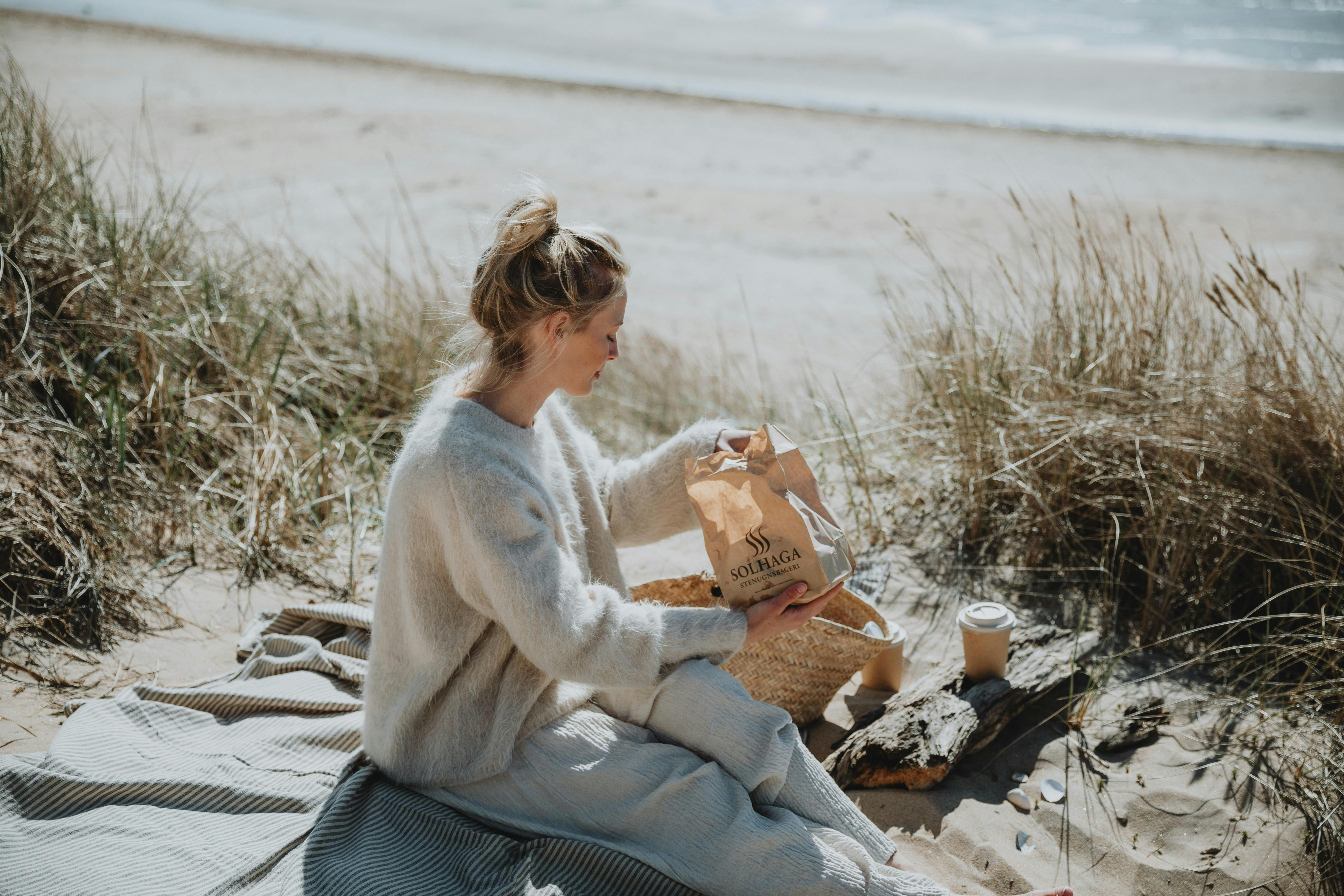 Picknick från Solhaga på Skrea strand i Halland.