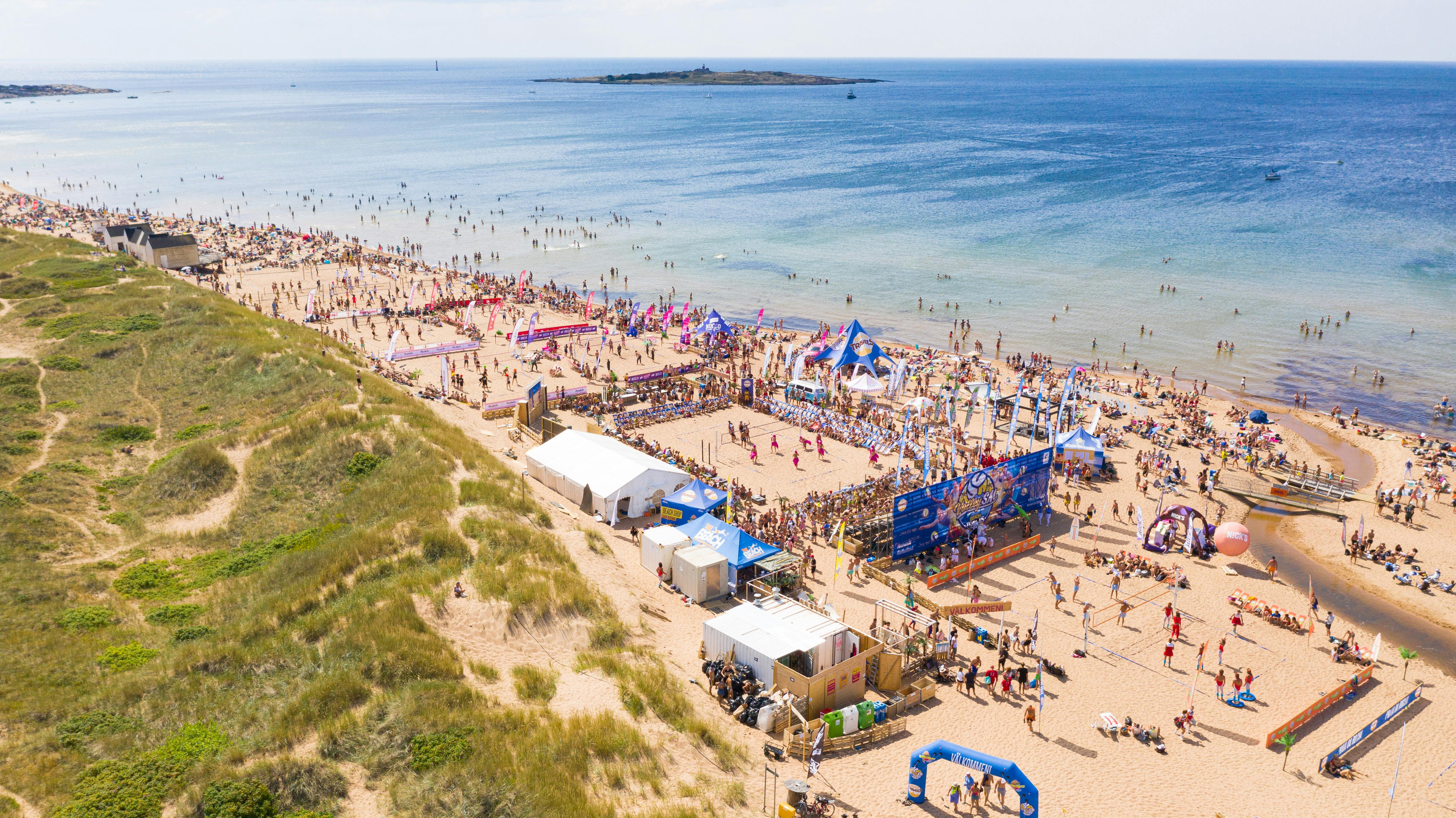 Summersmash Festival lockar tusentals ungdomar varje år.