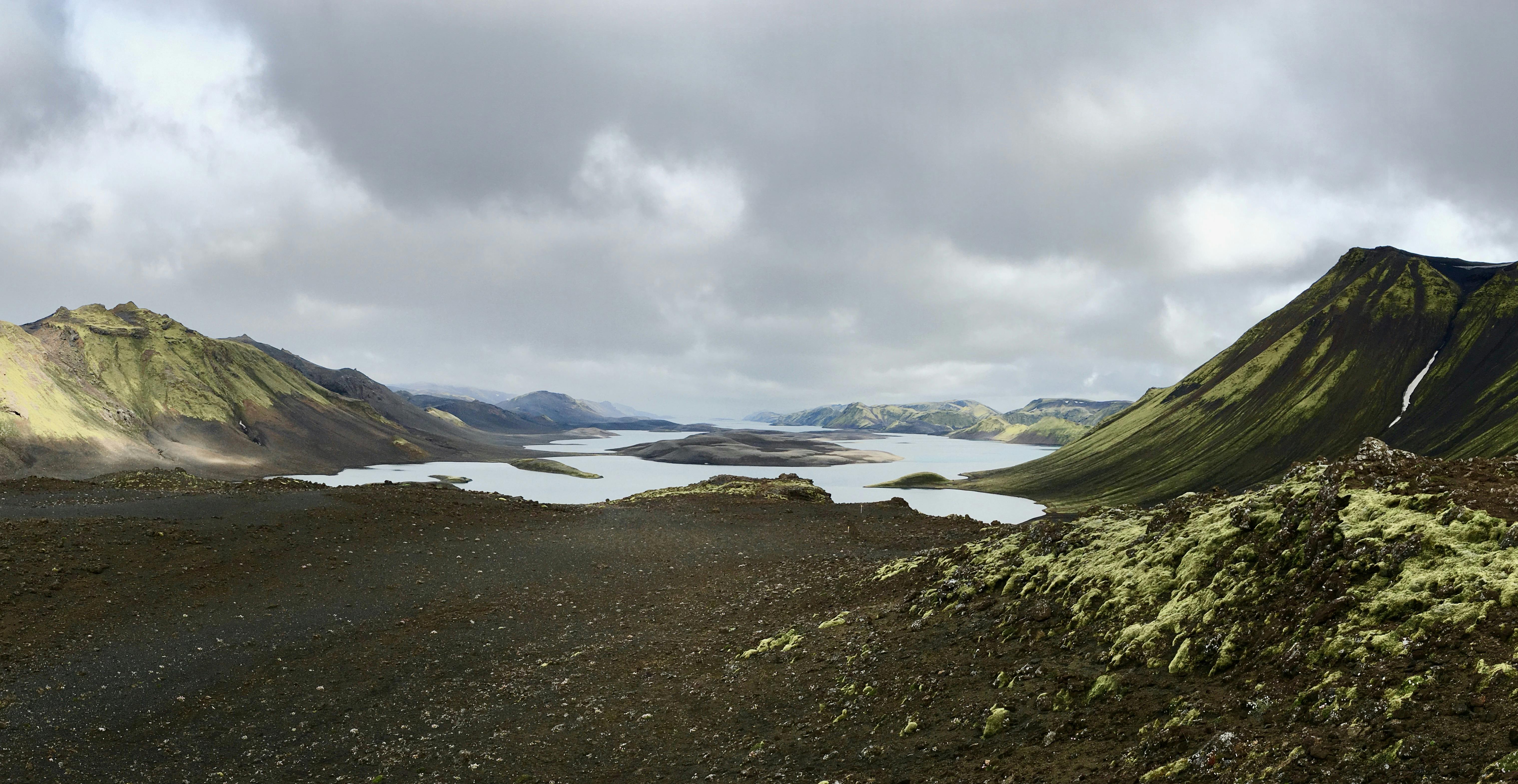 Langisjor lake between two mountain ridges