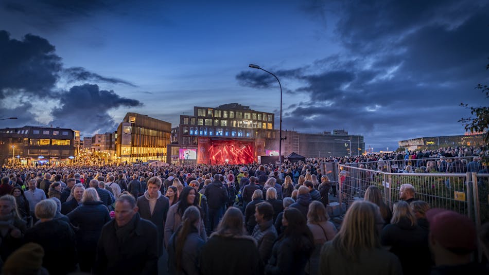 The Reykjavík Culture Night, held in August, turns the harbor area into a concert venue 