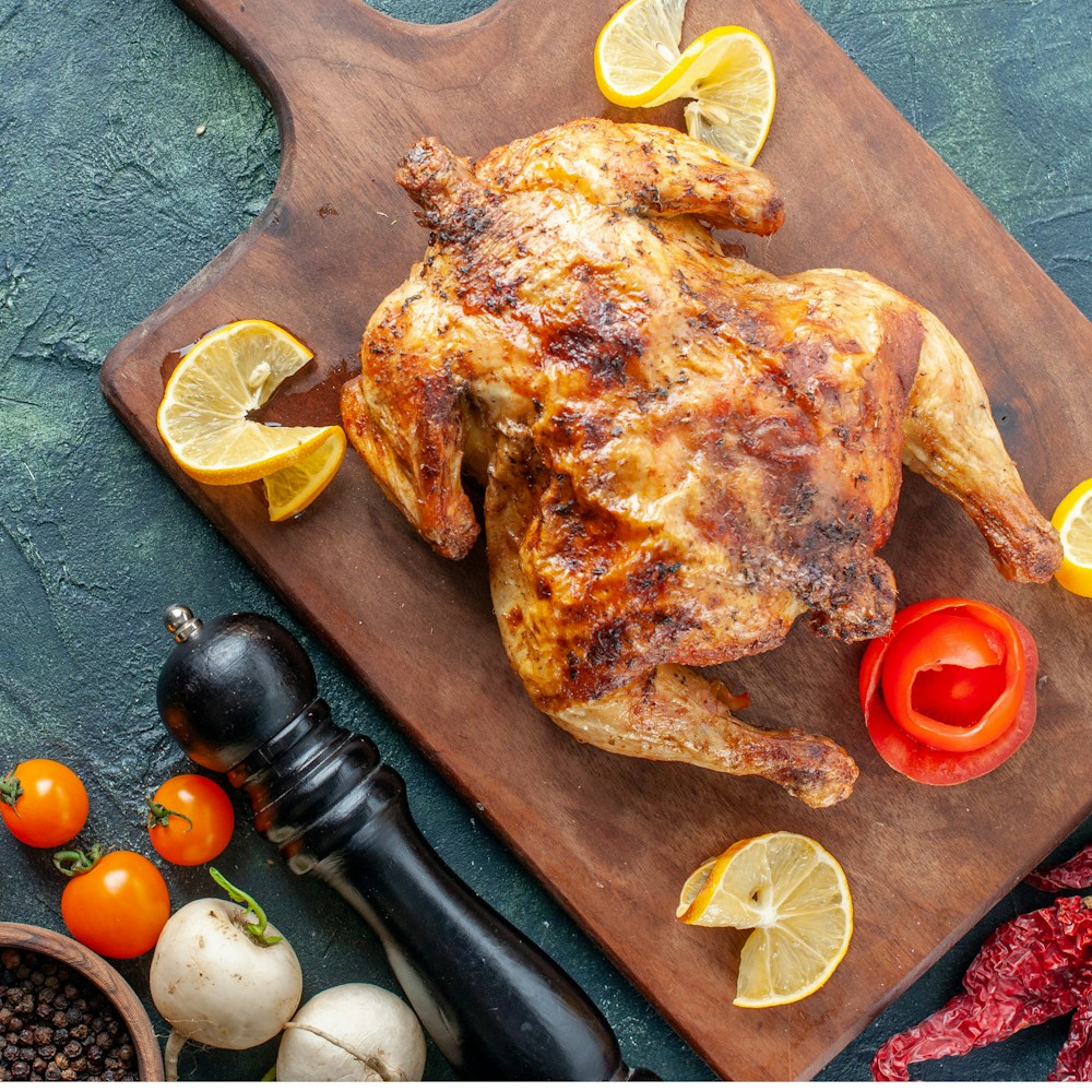 How long does cooked chicken last in the fridge: a complete guide