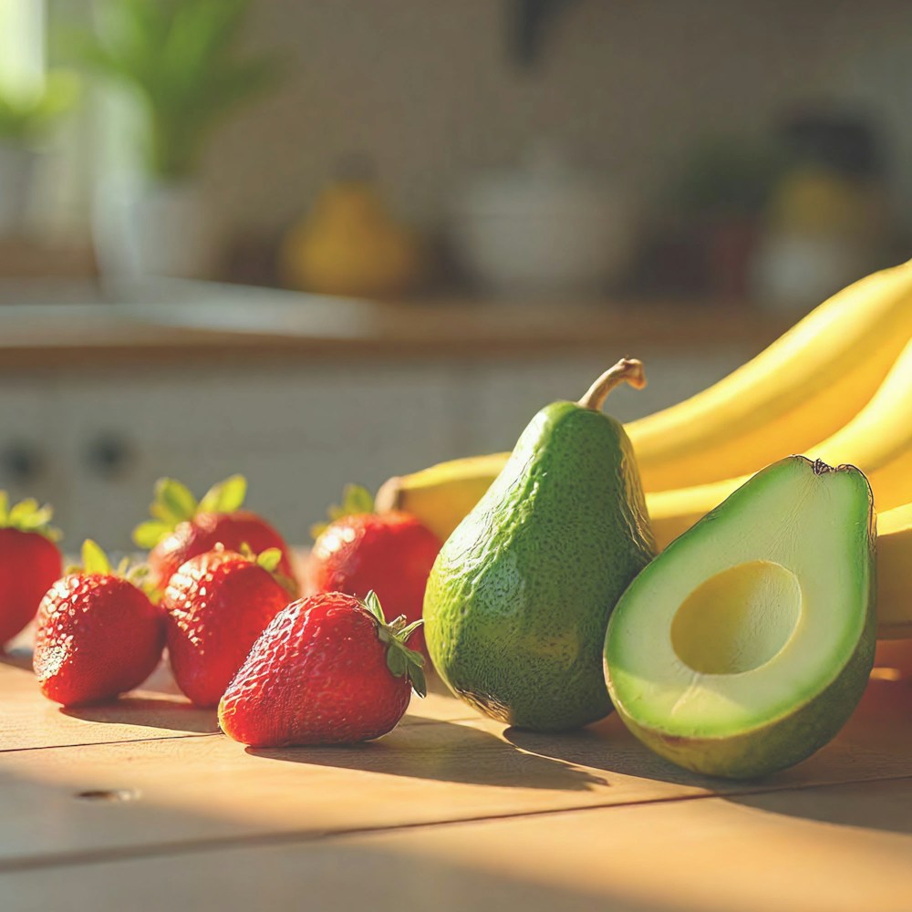 How to store avocados, strawberries, and bananas without browning