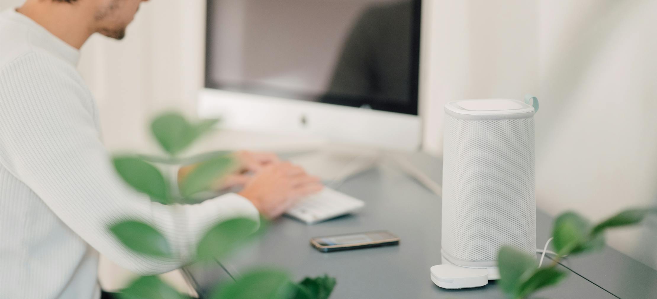 Eteria: compact, personal air purification 