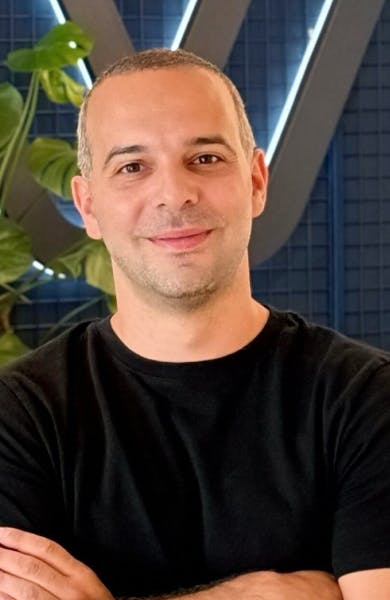 Nikos Nomikos - VP Product and Growth
