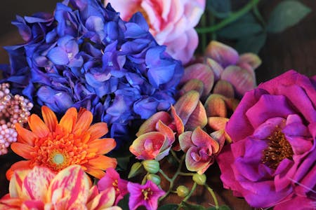 Kunstbloemen Schoonmaken: Tips voor het verzorgen van jouw zijden bloemen Blogpost Image