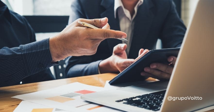 Participação nos Lucros e Resultados: Benefícios e Implementação Participação nos Lucros e Resultados: Benefícios e Implementação