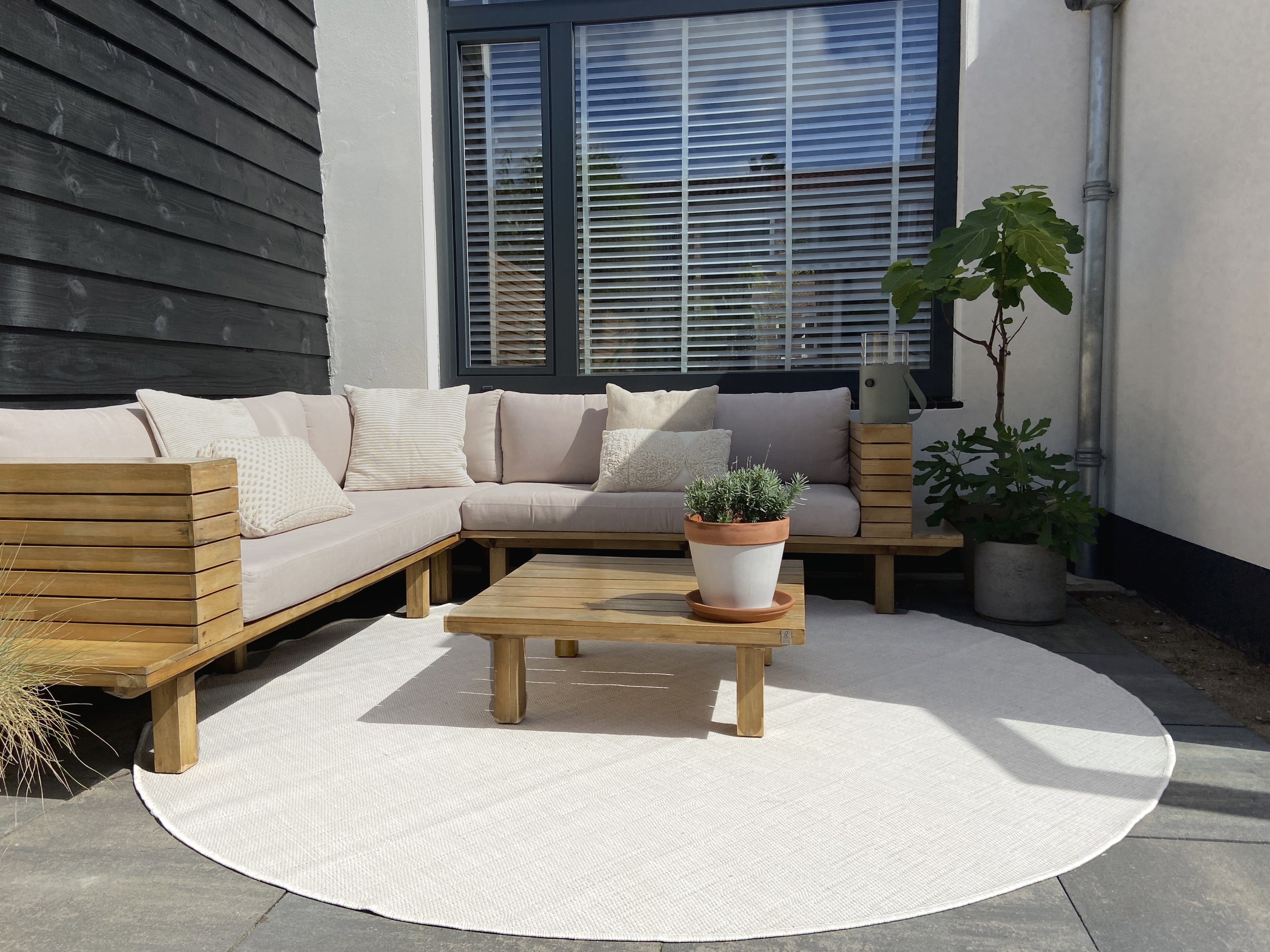 buitenkleed rond creme