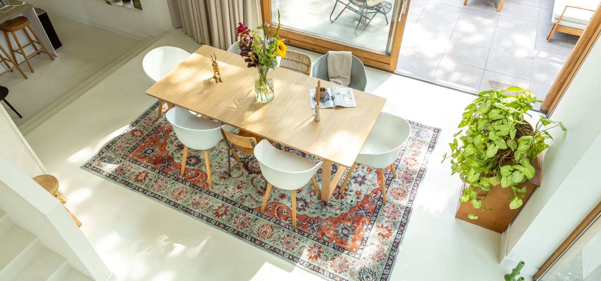 Teppich für unter den Esstisch