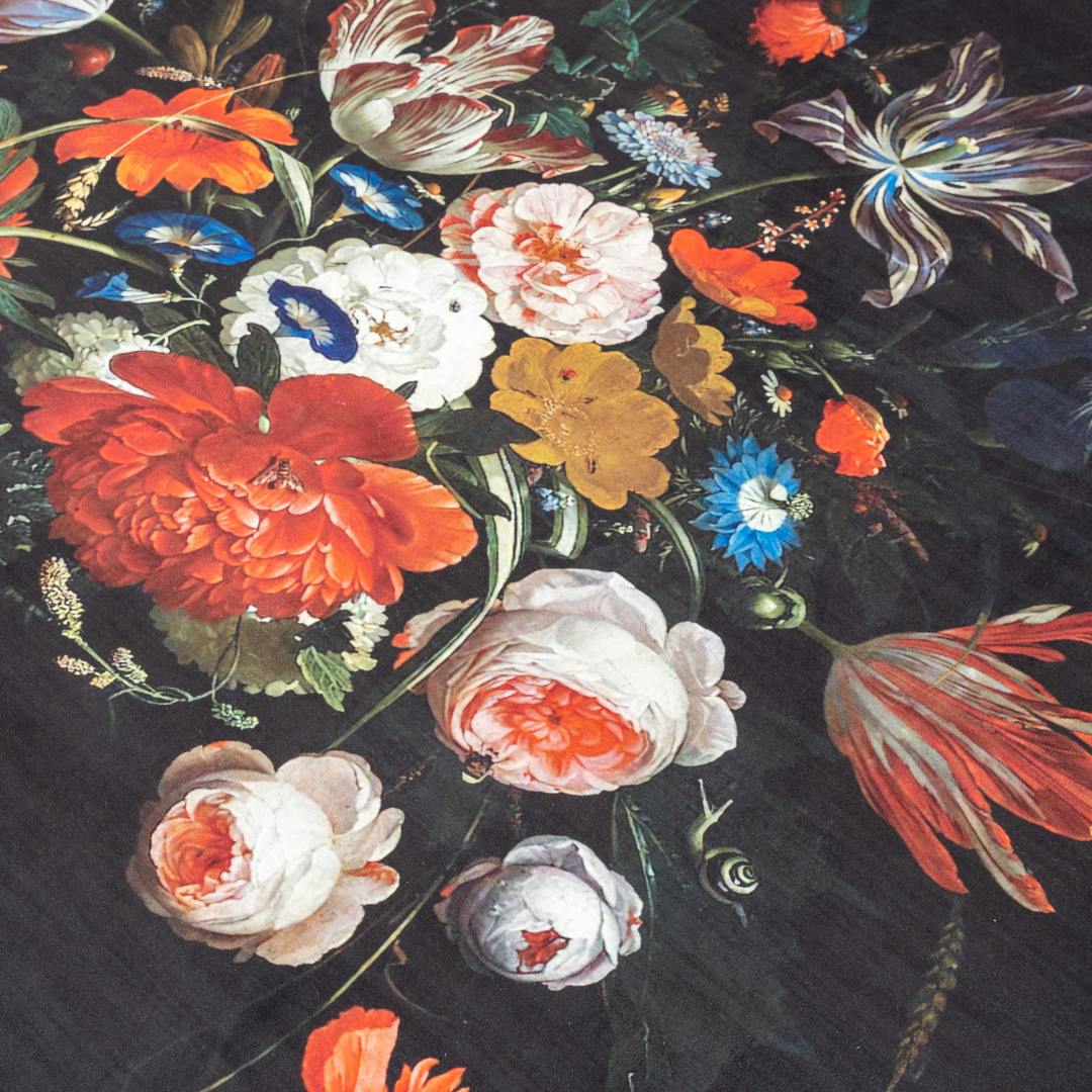 bloemen vloerkleed zwart