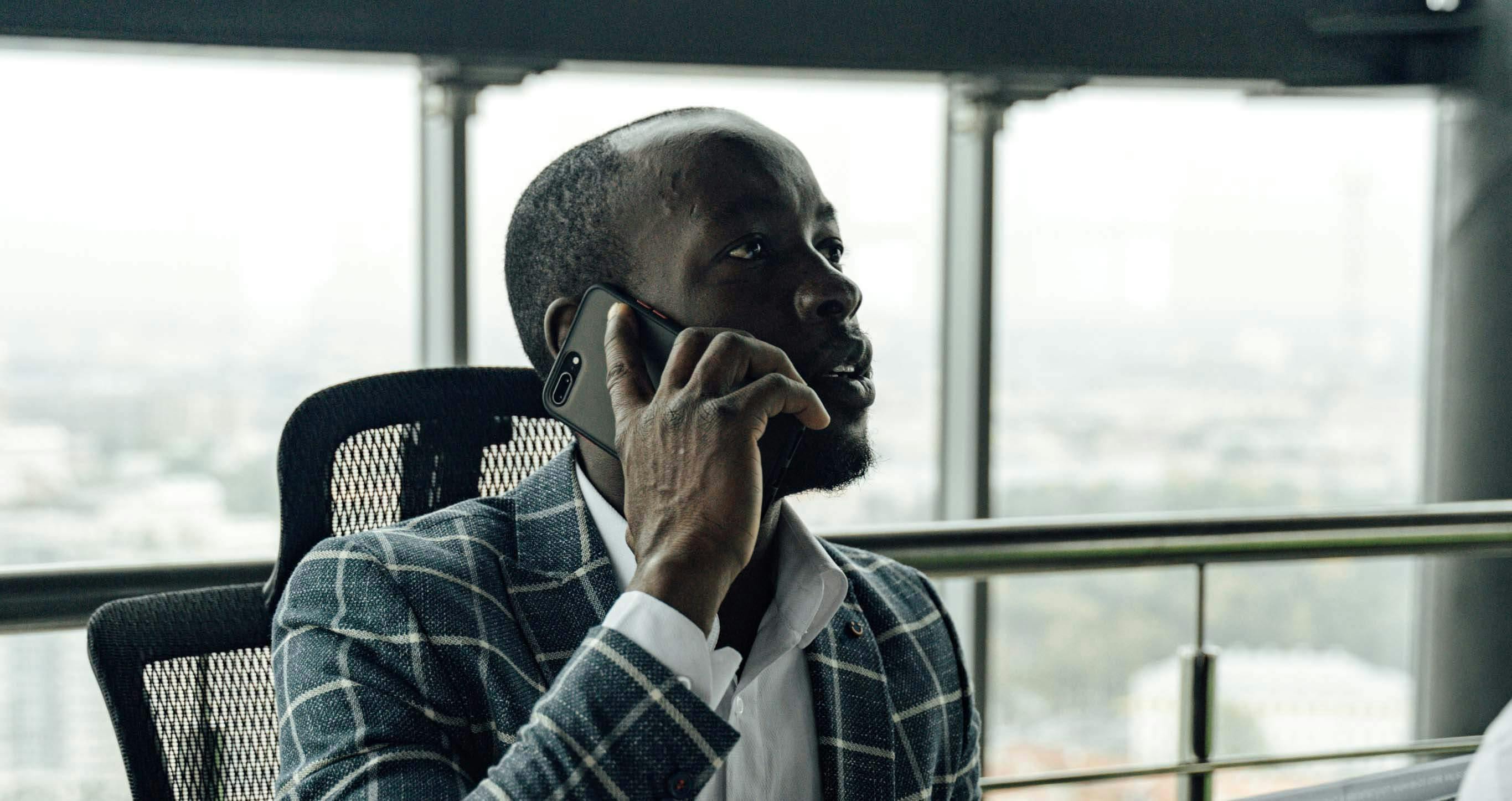 Virtual Voice Assistants for Customer Service – AI-powered Voice Agents