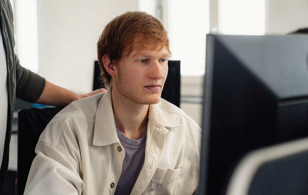 Jona Großmann, UI-und Grafik-Designer bei Werk 8