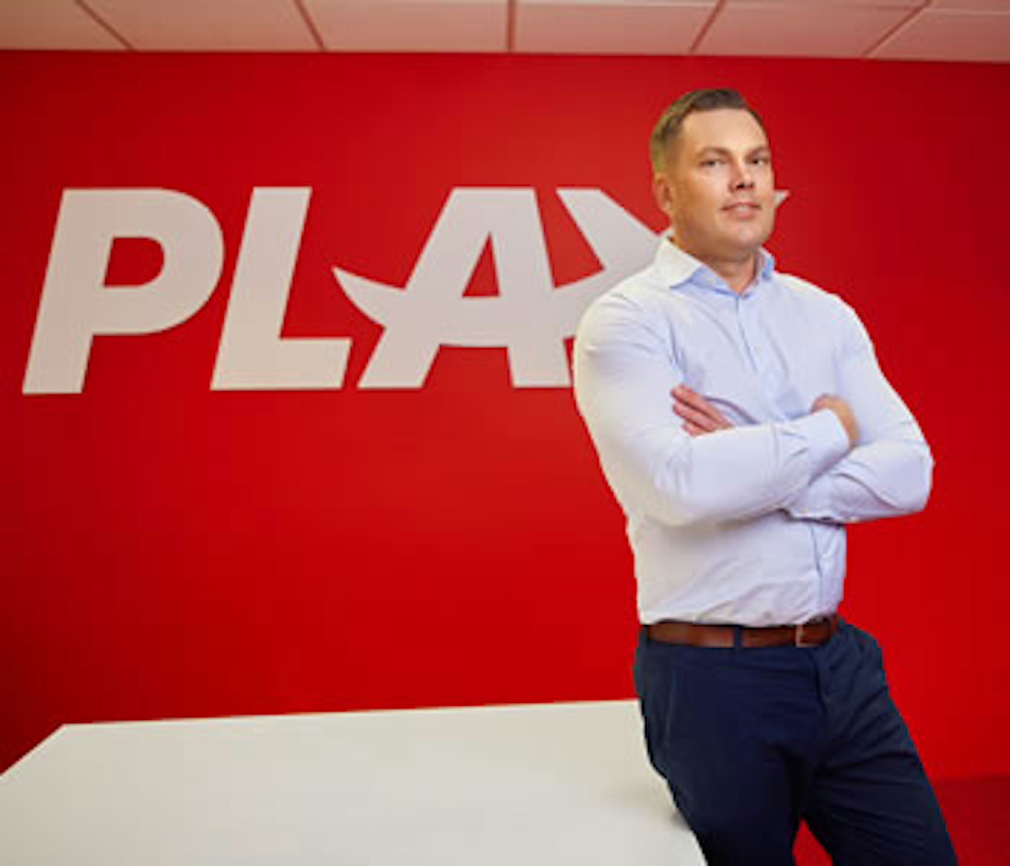 Guðbergur til PLAY