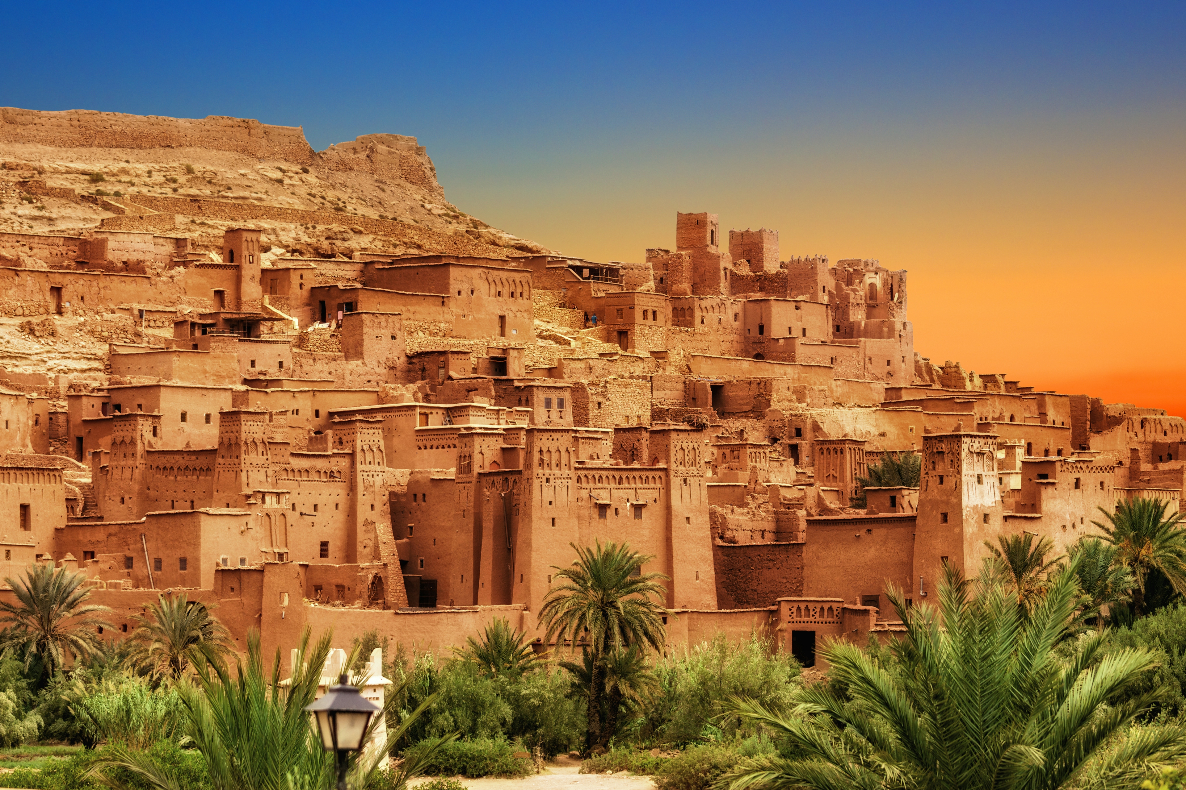 Kasbah Ait Ben Haddou í Atlasfjöllum í Marokkó sem var skráð á heimsminjaskrá UNESCO 1987.