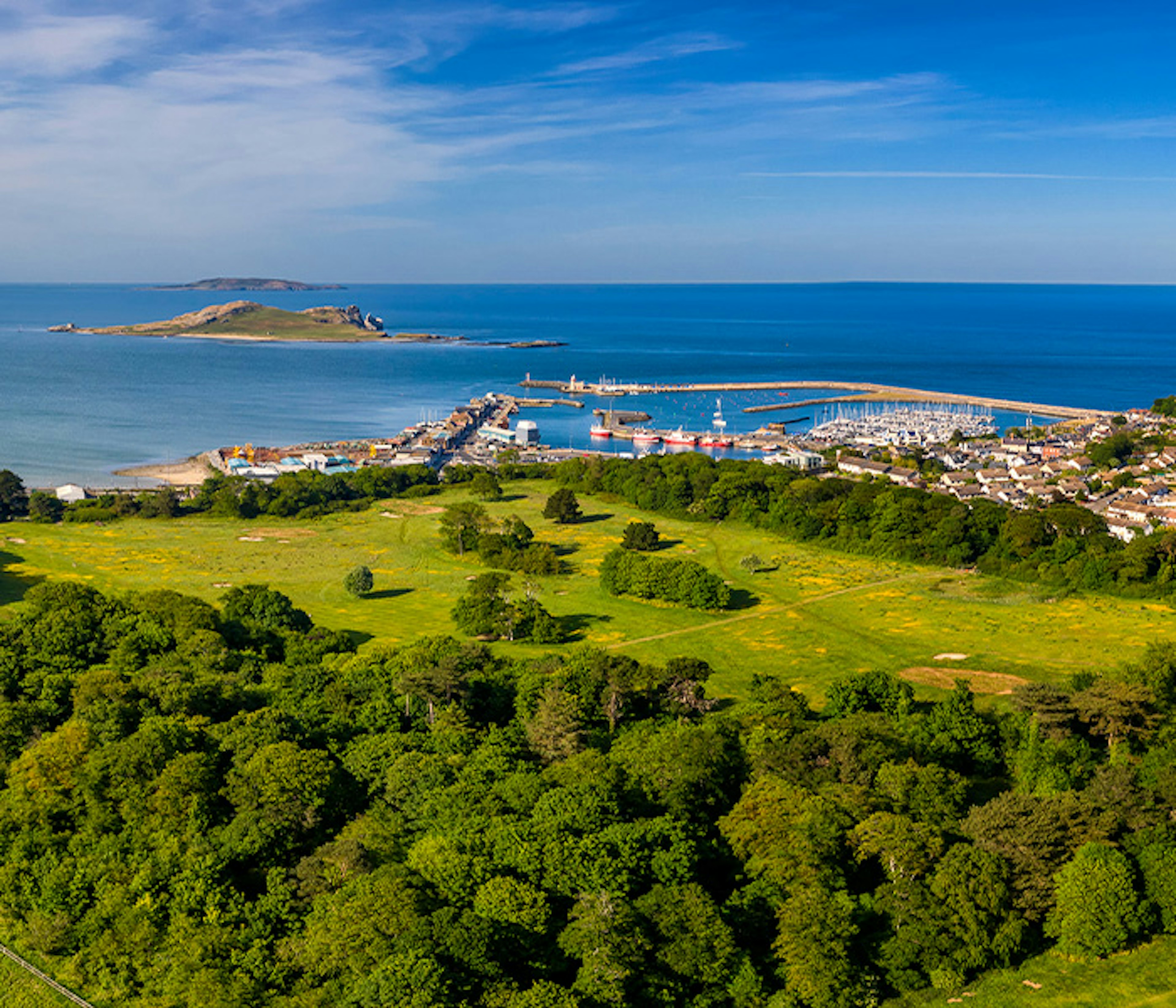 An aerial view of a golf course near Dublin, Ireland