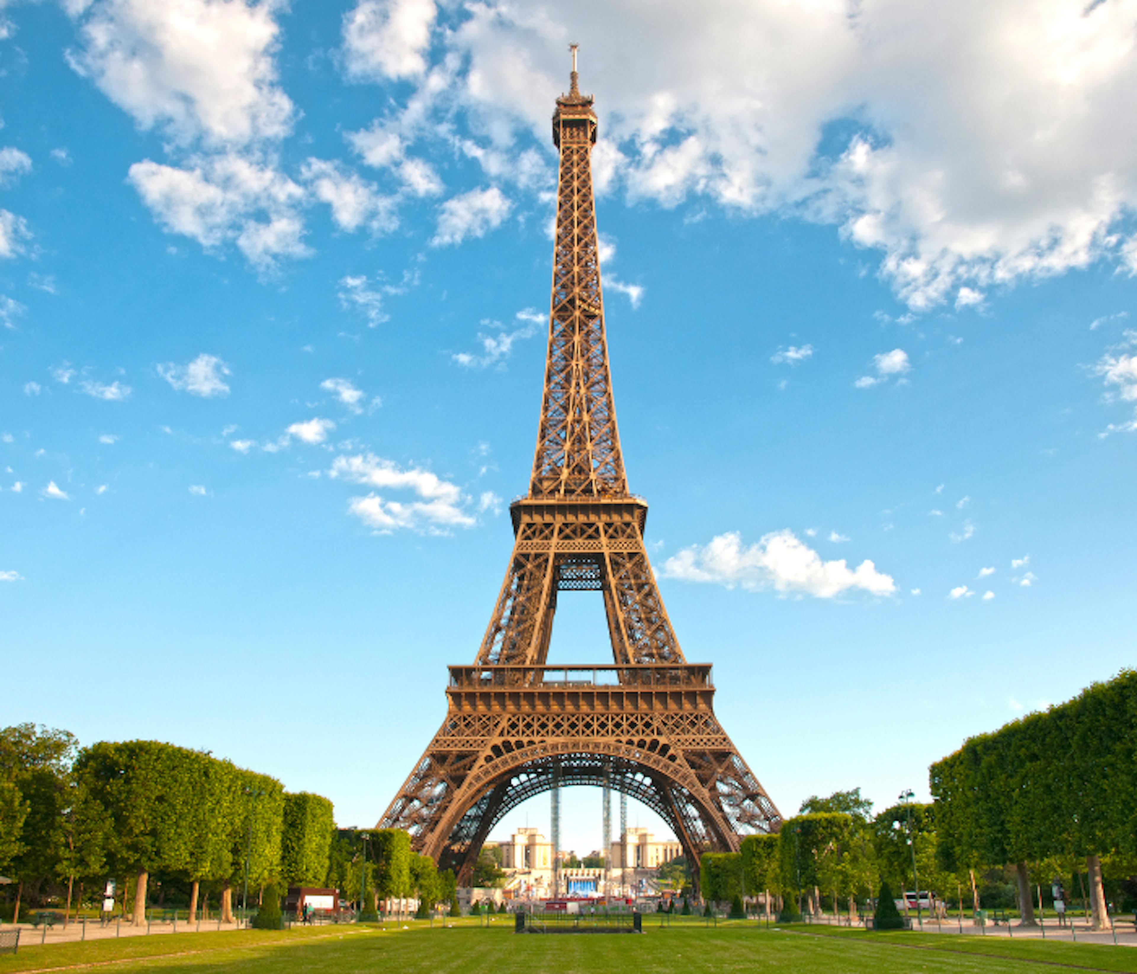 eiffel tower in paris france