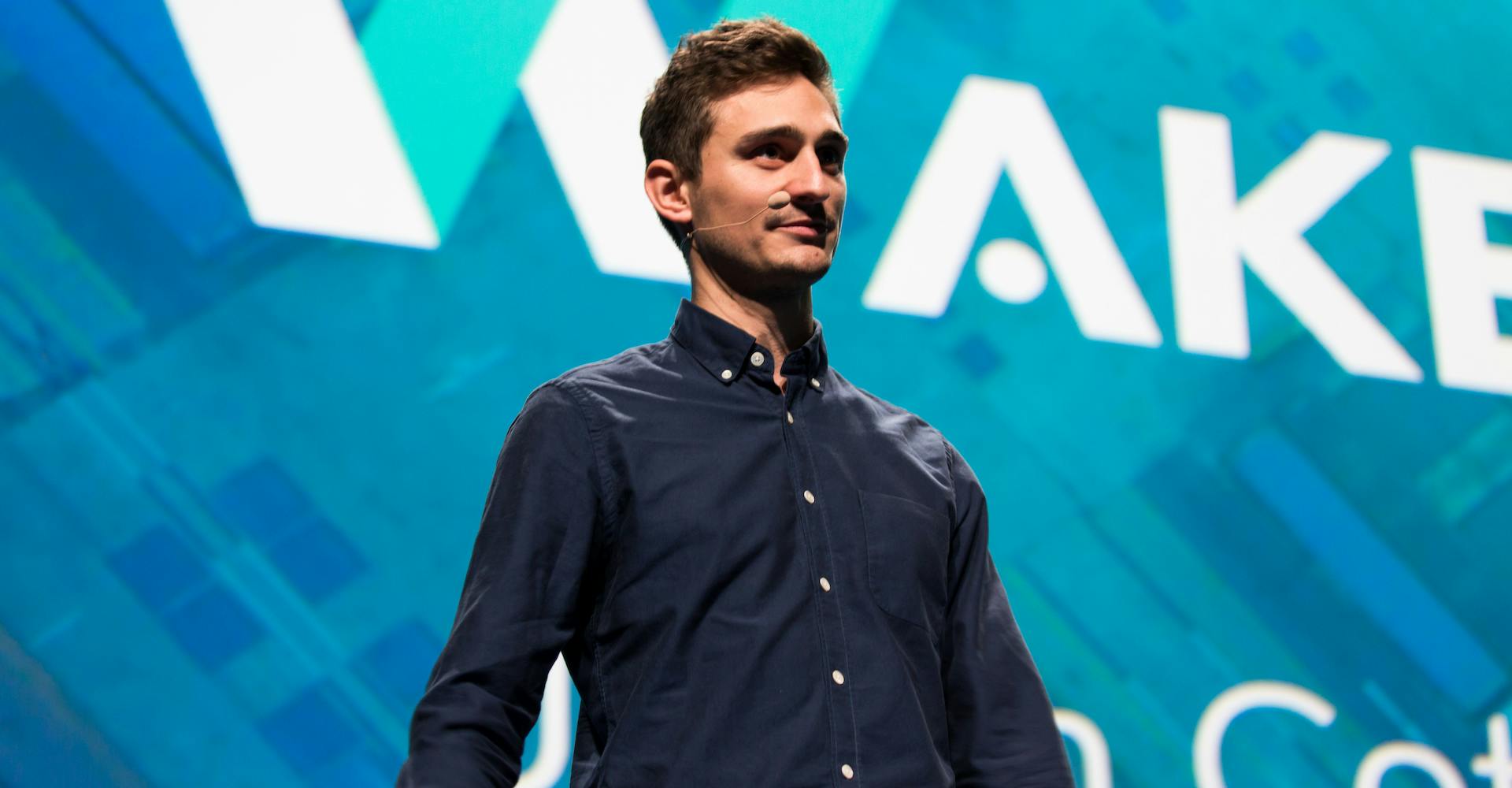 Julien Cote, CEO and cofounder at Wakeo, presents Wakeo vision and ambition at Demo Day Techstars Paris 2017