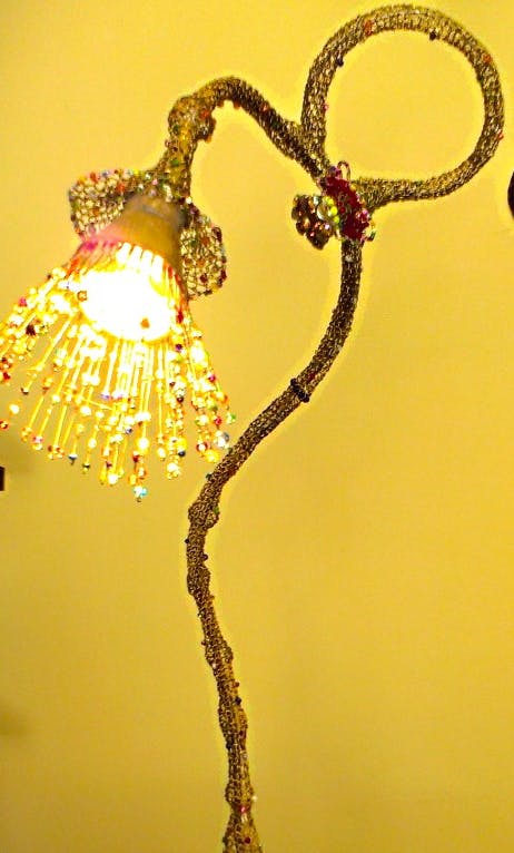 Lampa na ołowianej podstawie