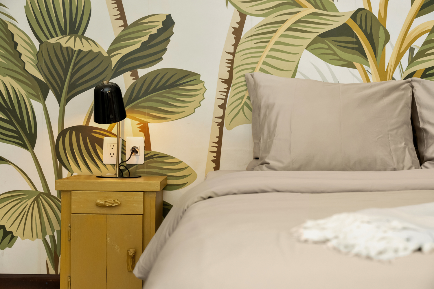 Detail shot bed and Egyptian cotton luxury bed linnen
