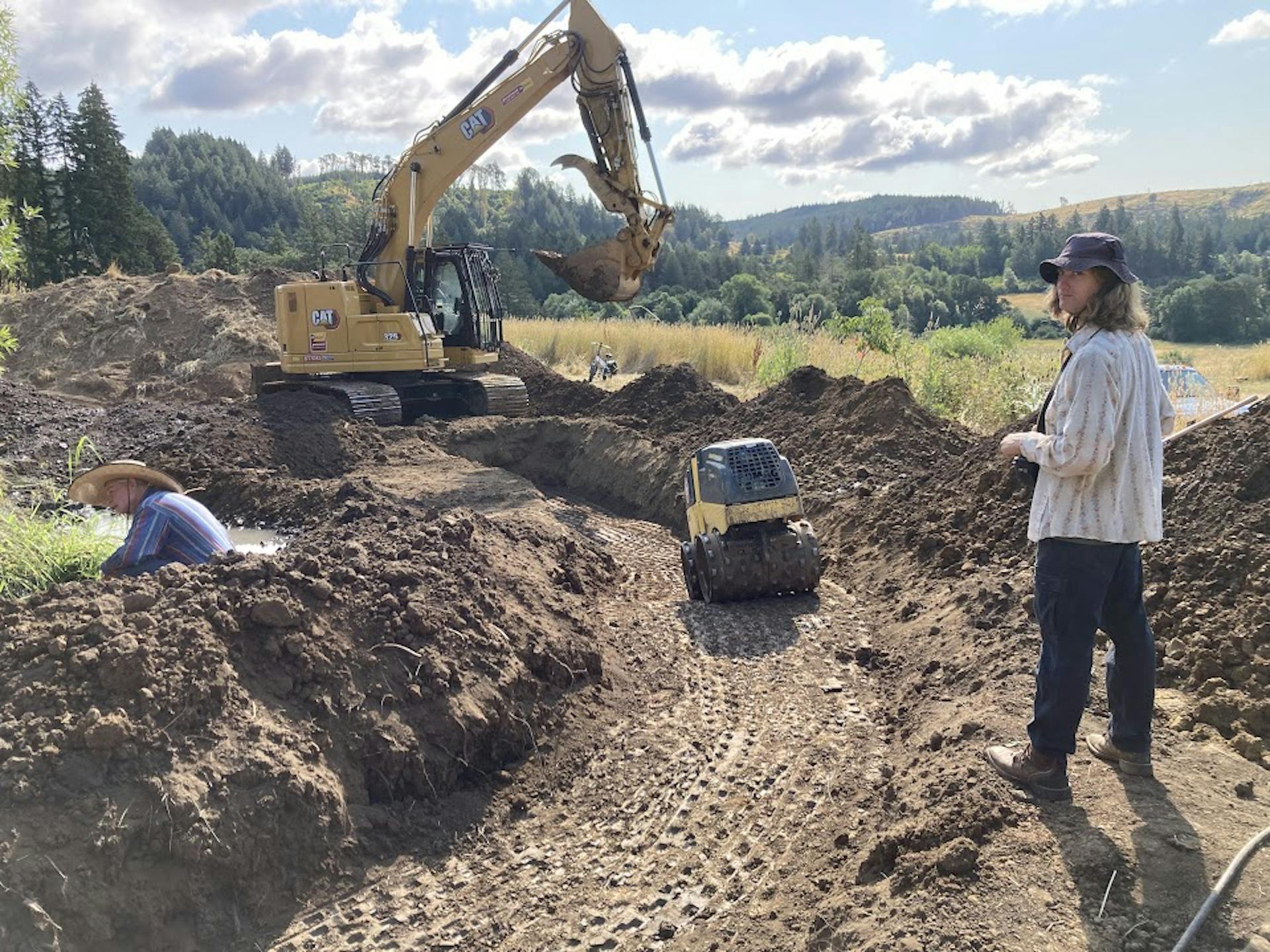 Water Stories students complete a pond project during a workshop