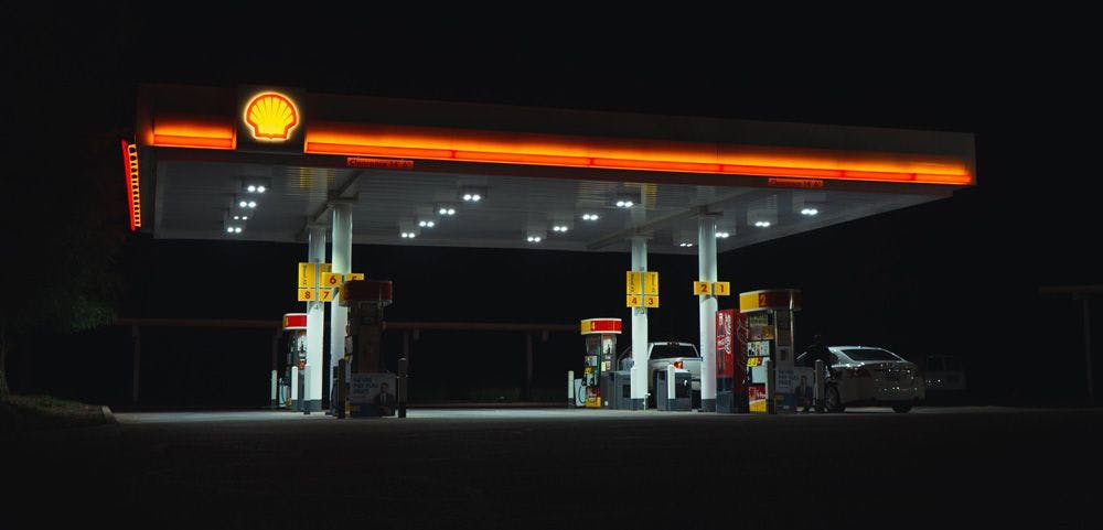 Learn how CBRE real estate management firm uses IoT solutions to connect and control sensors and RVL Siemens devices remotely in a SHELL station.