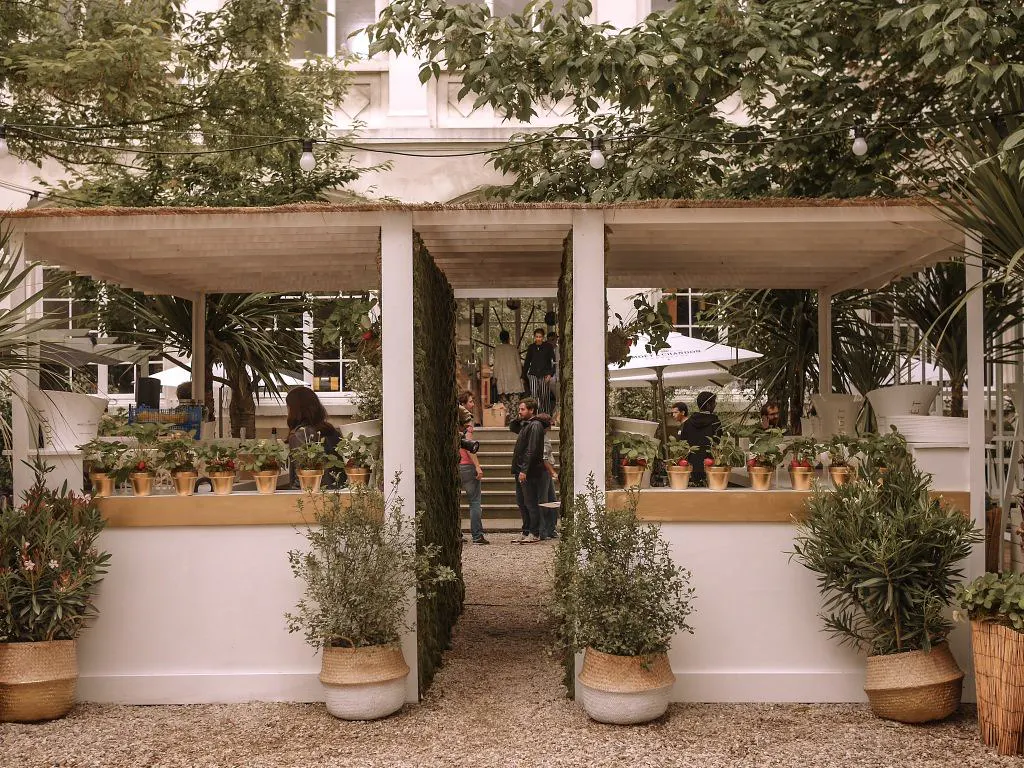 entrée du lieu maison moët de moët et chandon