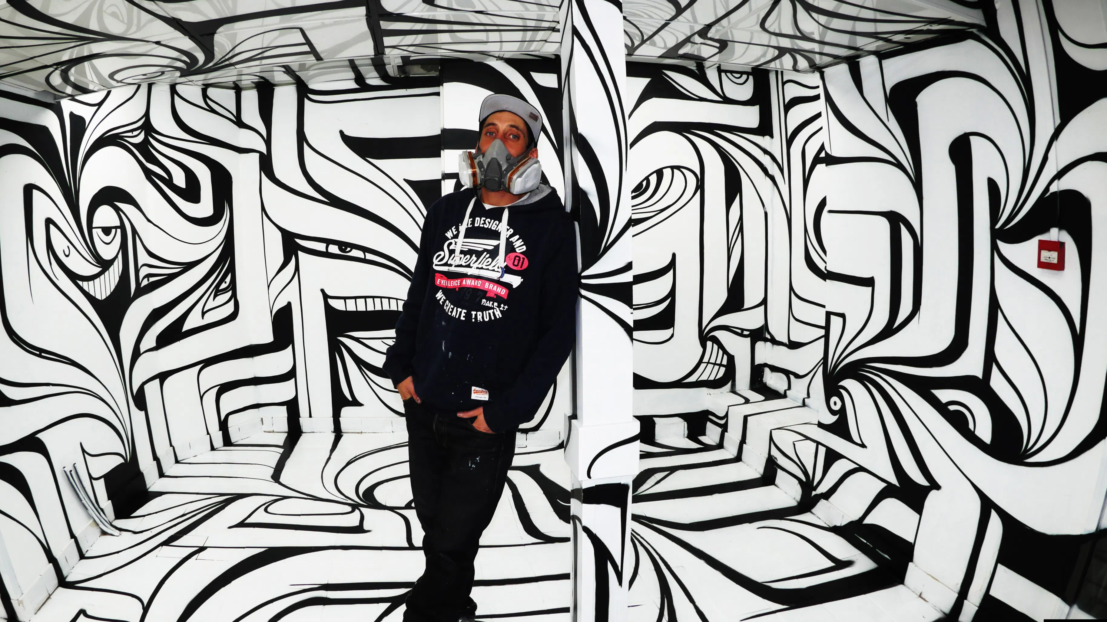 artiste tag au black supermarket de carte noire