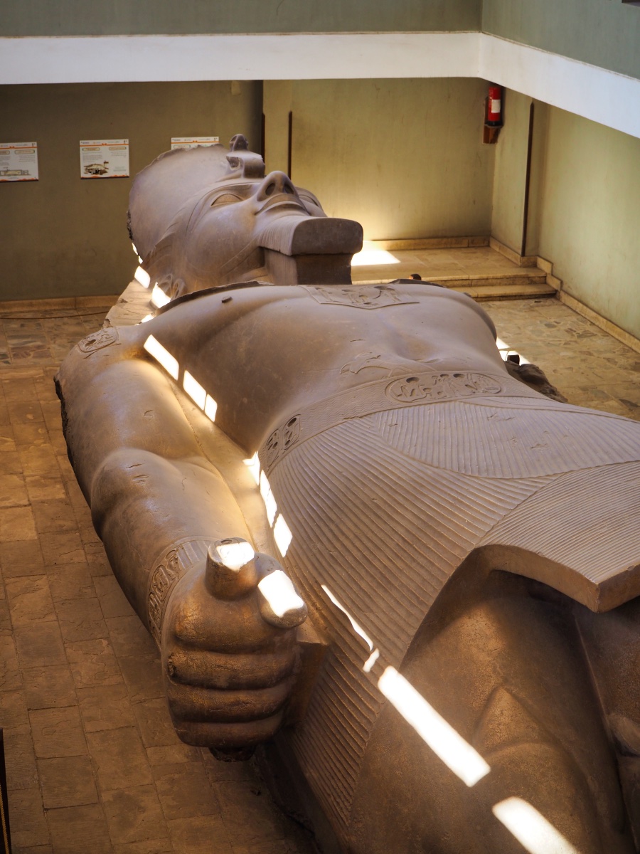 Statue of Rameses II 