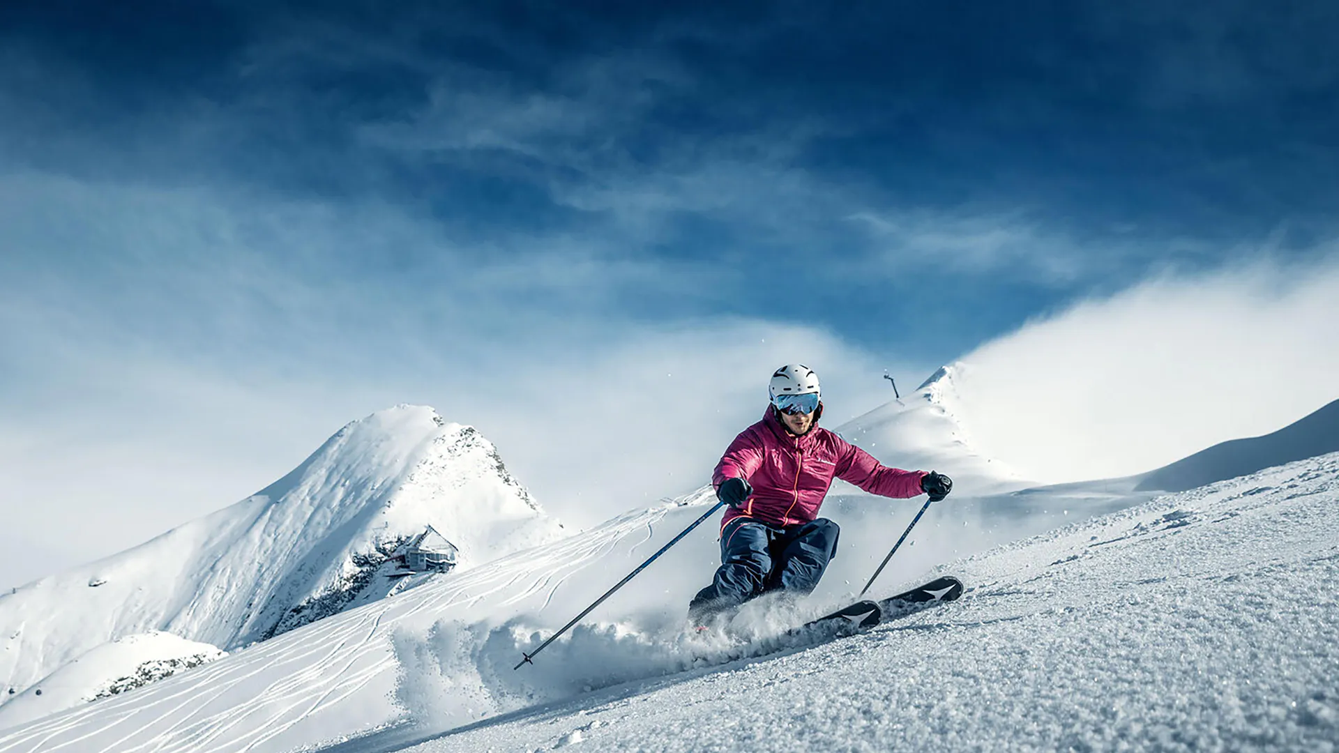 Enjoy skiing on perfectly prepared pists on the glacier Kitzsteinhorn in Zell am See and Kaprun