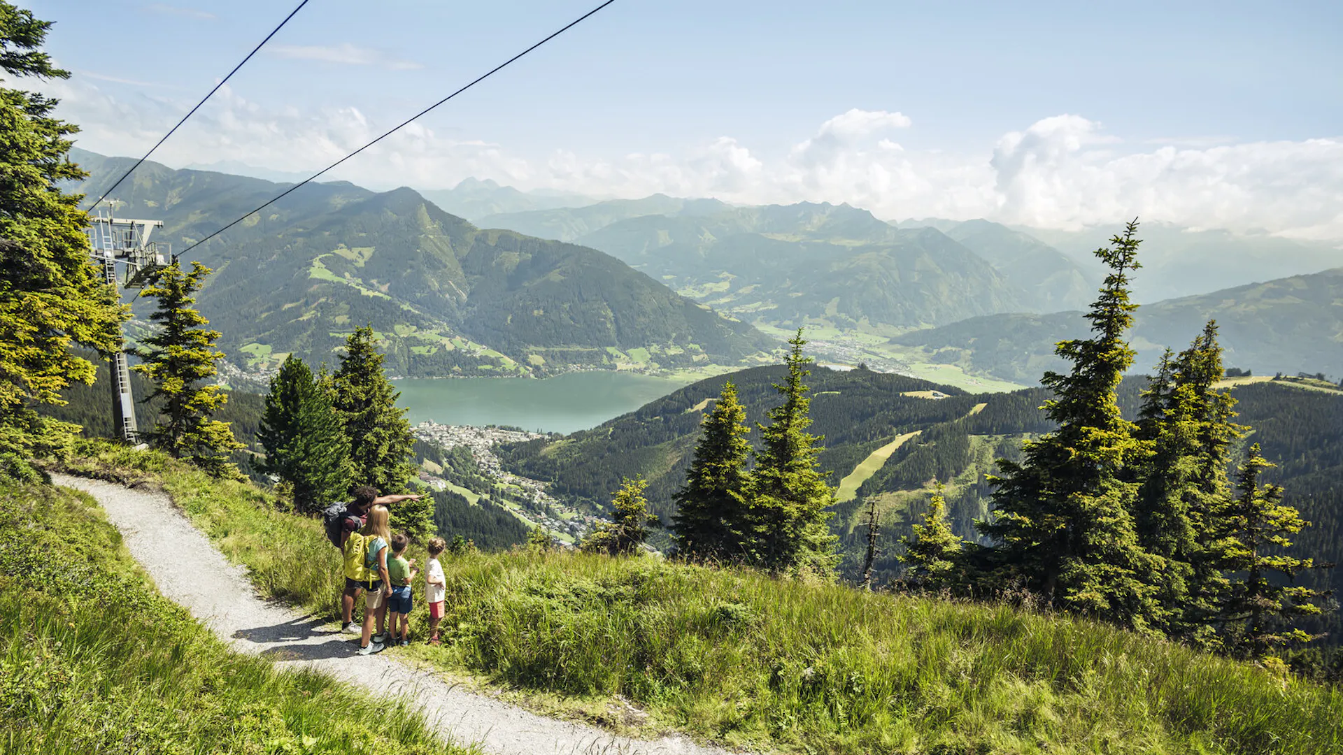 hiking_lake_zell_am_see_we_rent_apartments