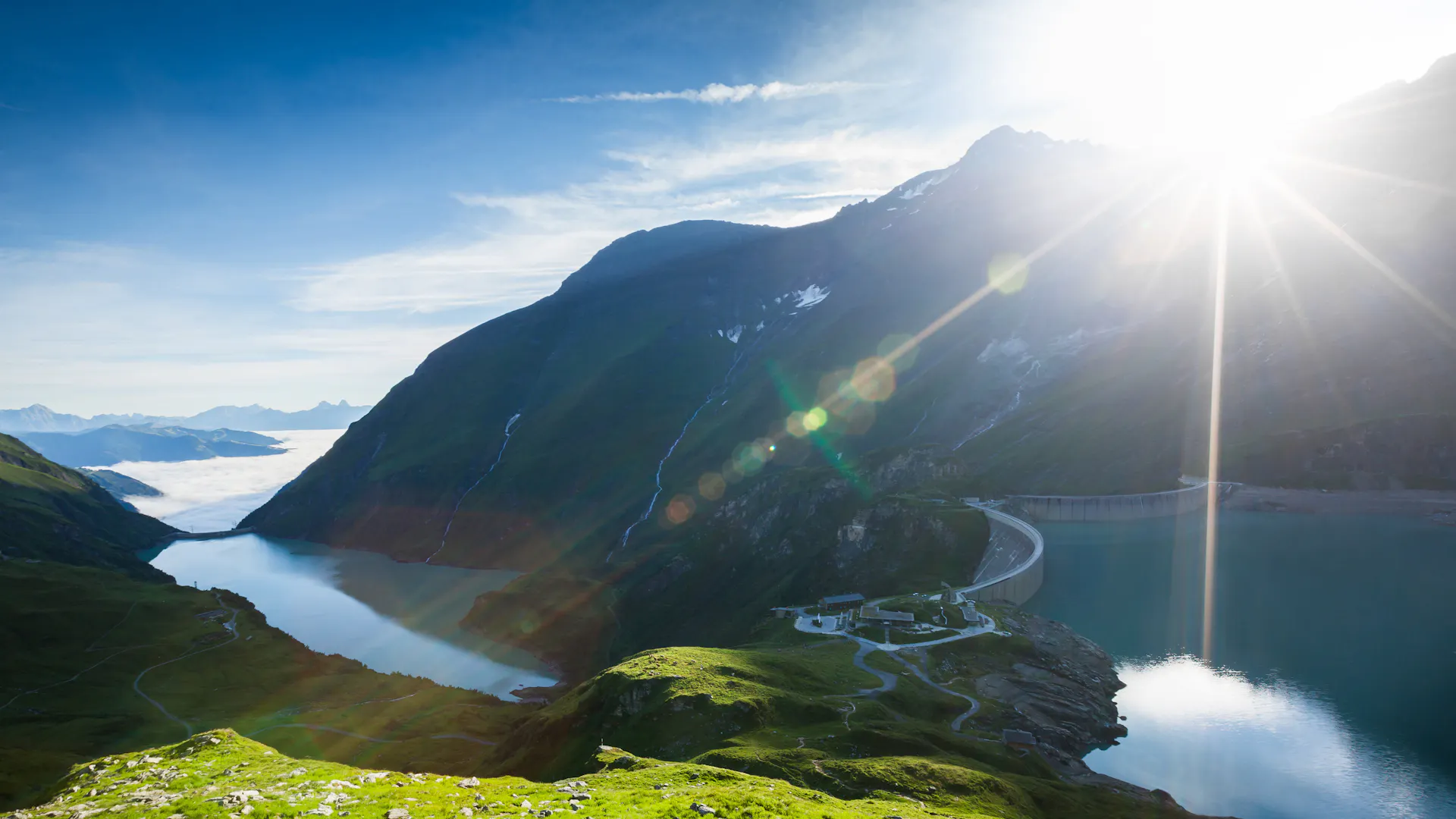 If you are visiting the Dam of Kaprun anyway, you can also go for a small hike up there