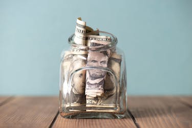 What to do with your tax refund: put it in your emergency fund