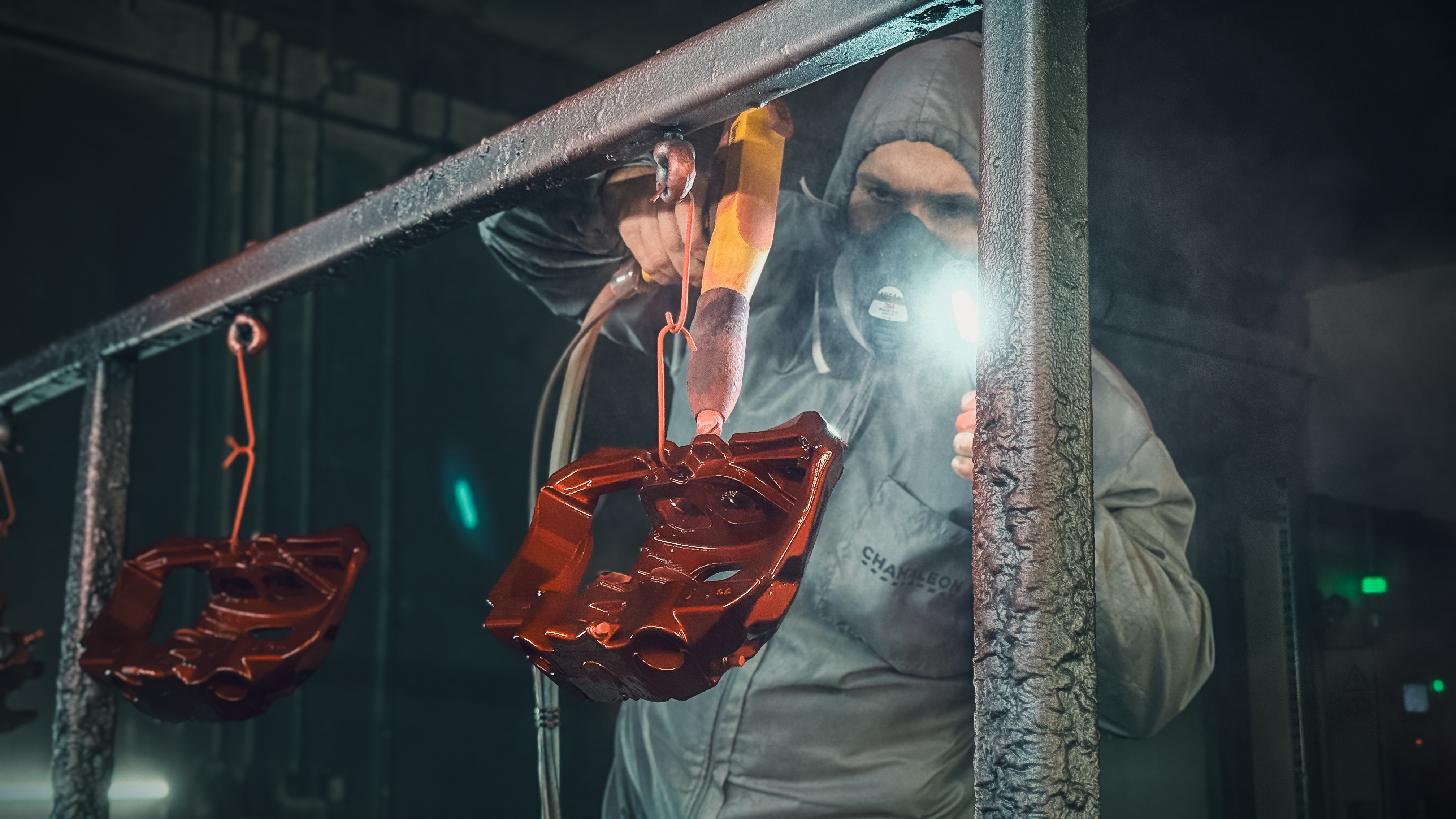 Pulverbeschichtung Bremsanlage Audi RS TT Bremssattel Träger